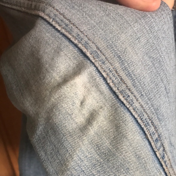 Classic Blue Denim Jean Jacket M old navy light wash frayed - Picture 5 of 8